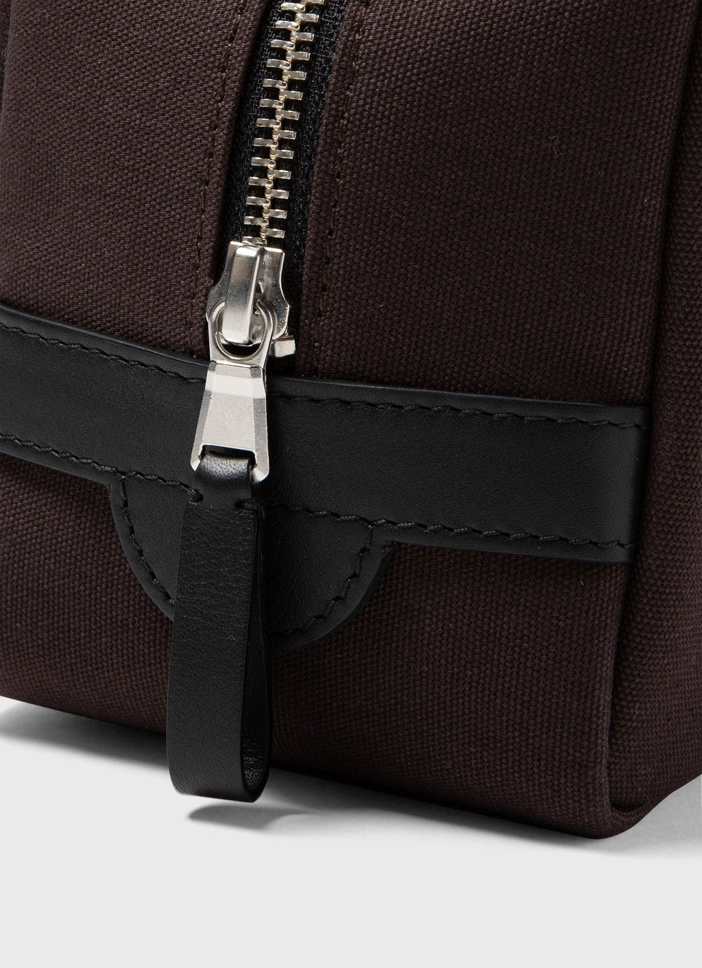 Trousse de toilette marron