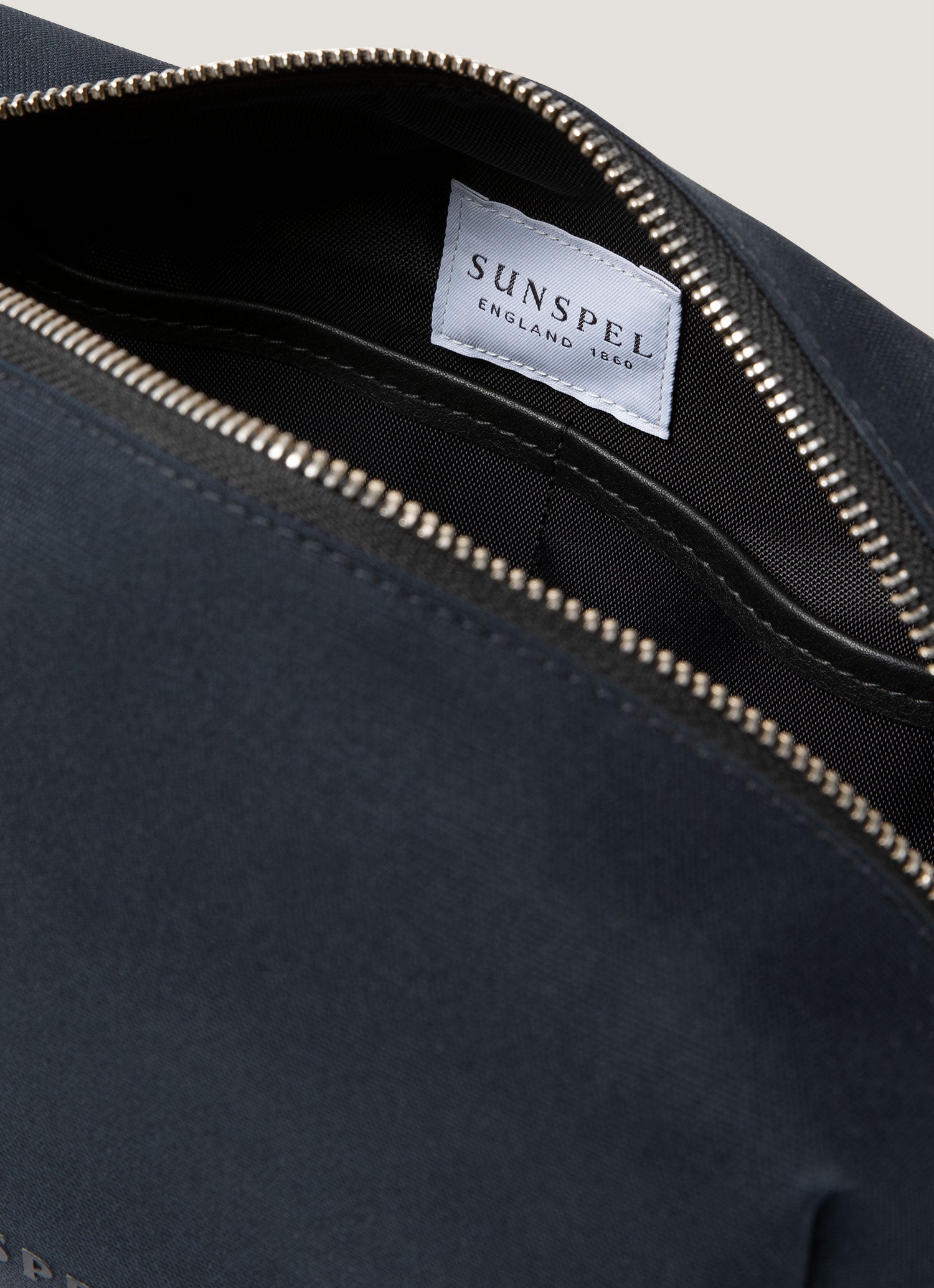 Trousse de toilette bleu marine