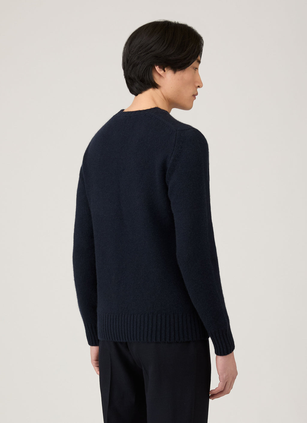 Pull en cachemire pour homme, coloris bleu marine