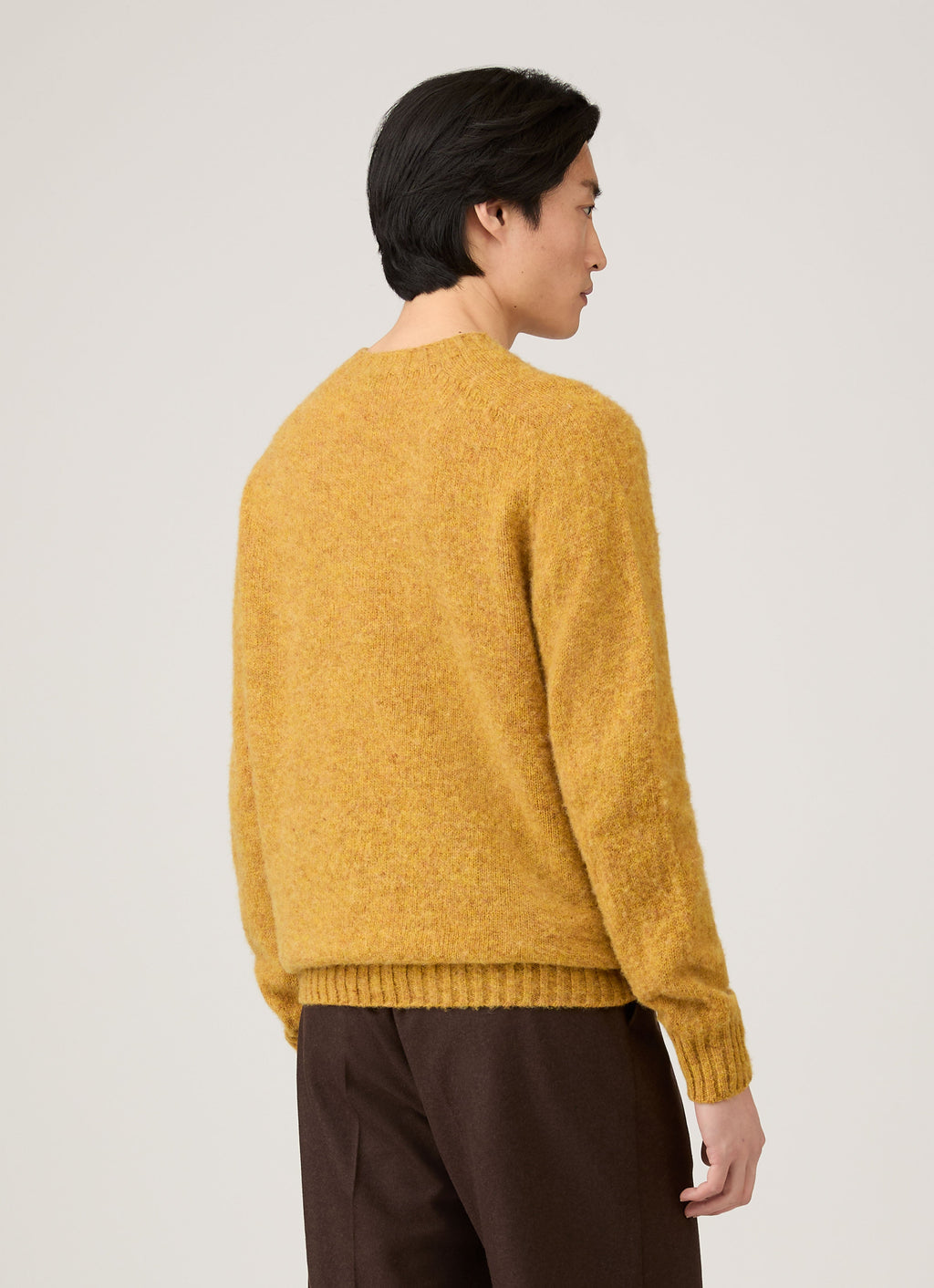 Pull ras-du-cou homme safran