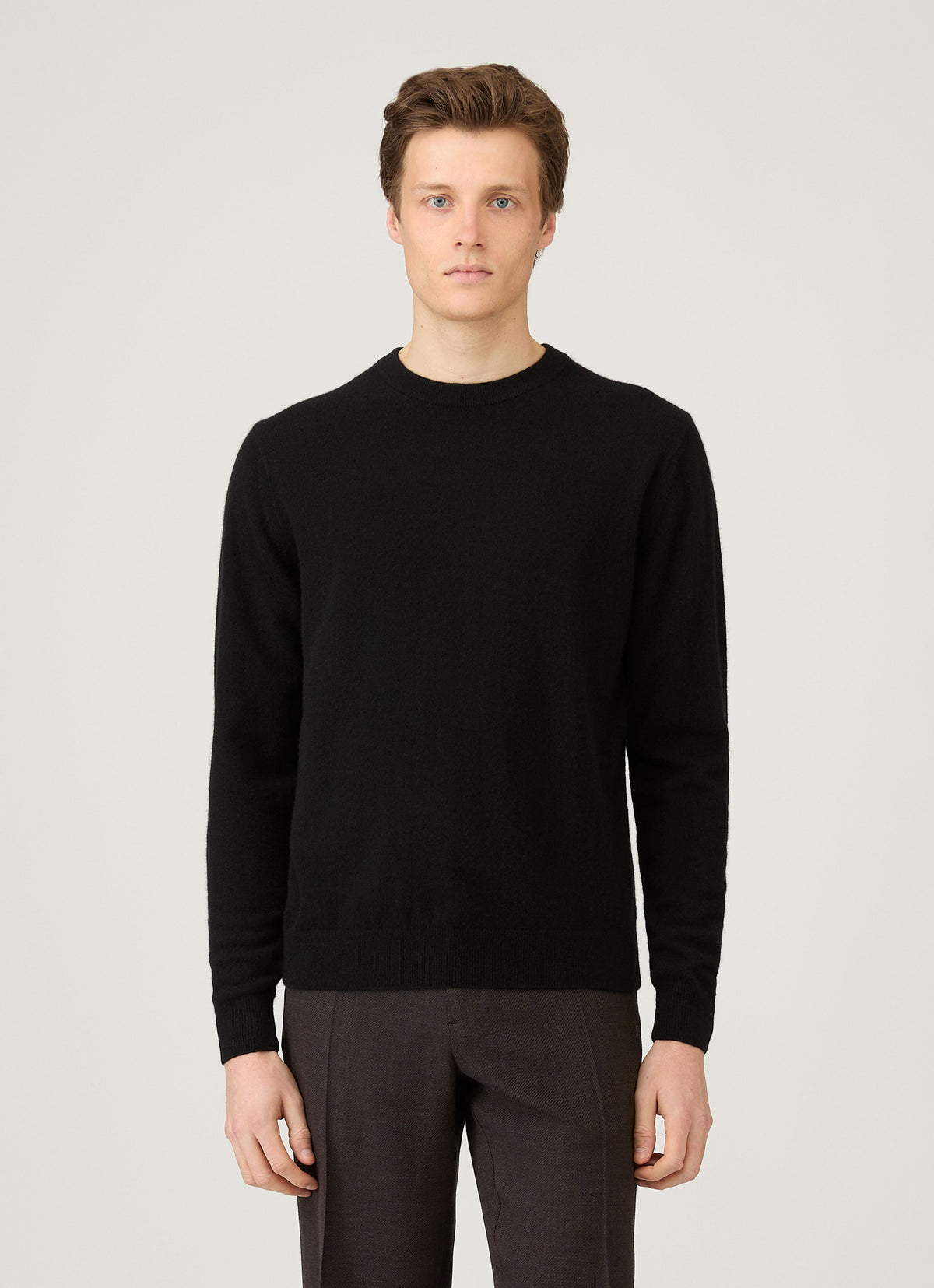 Pull col rond en cachemire noir pour homme