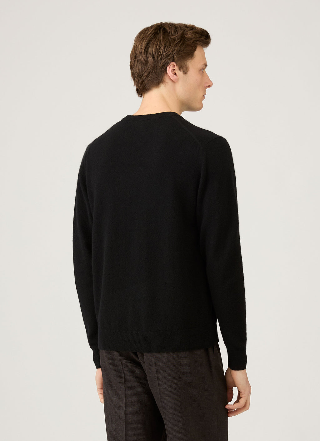 Pull col rond en cachemire noir pour homme