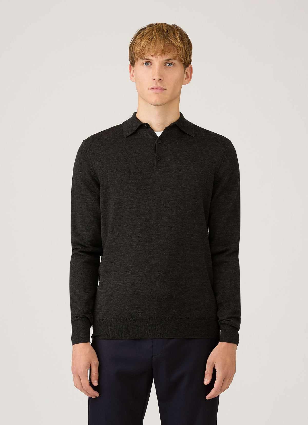 Polo en maille Mérinos extra-fin pour homme, coloris gris anthracite chiné