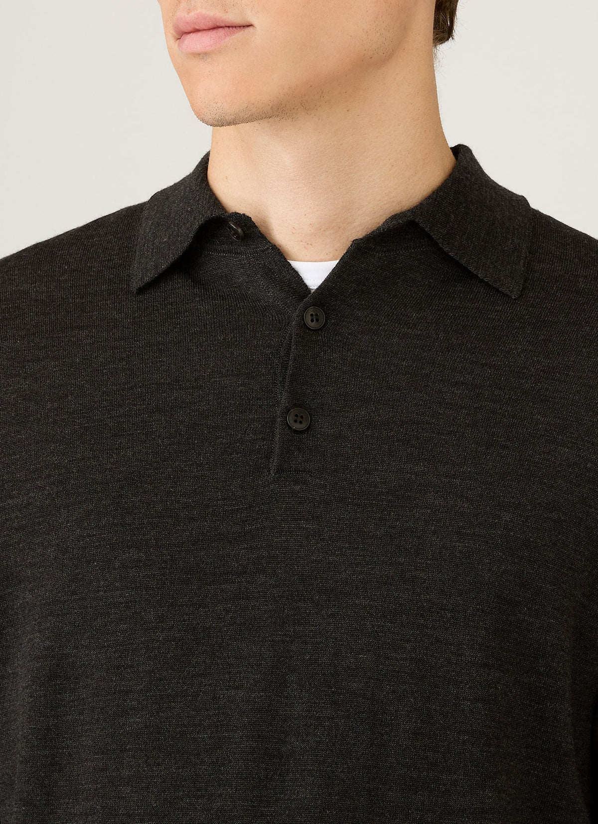 Polo en maille Mérinos extra-fin pour homme, coloris gris anthracite chiné