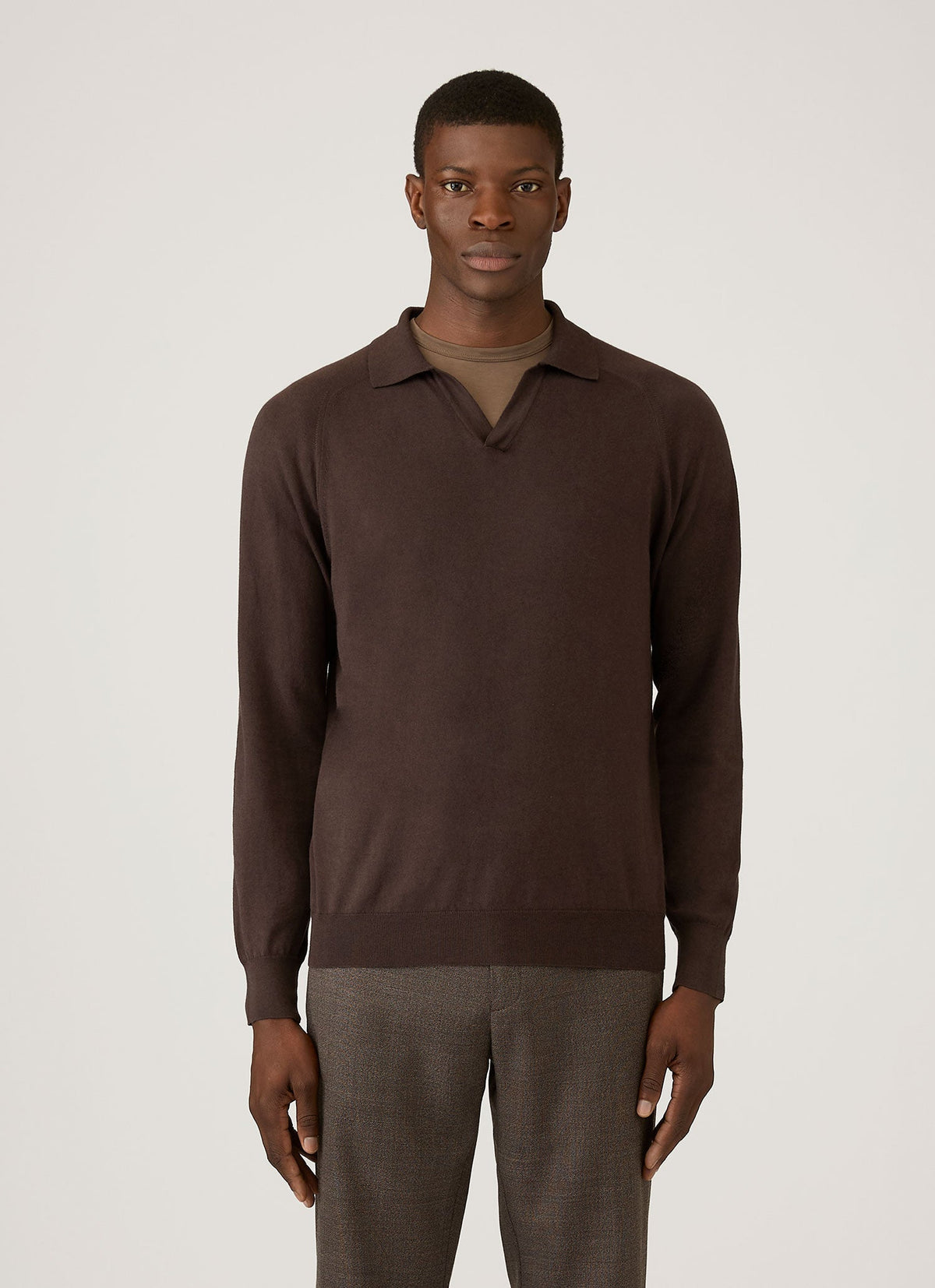 Polo tricoté en cachemire Sea Island pour homme, coloris chocolat foncé