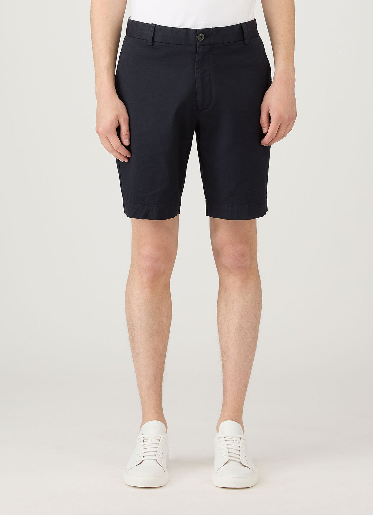 Shorts chino pour hommes bleu marine
