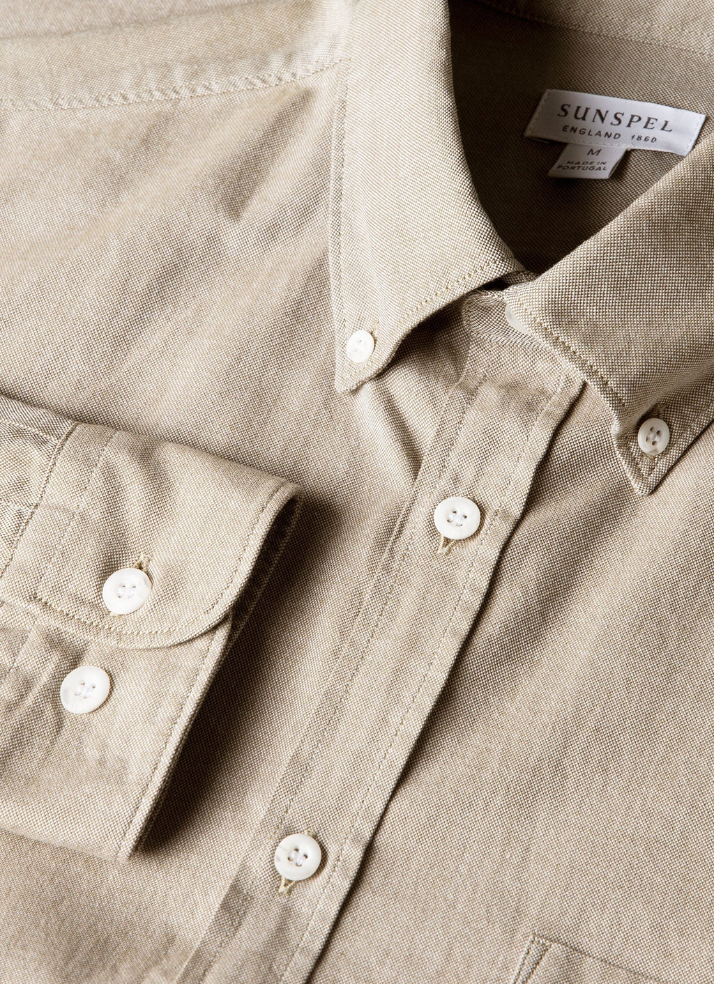 Chemise Oxford boutonnée pour homme en kaki clair
