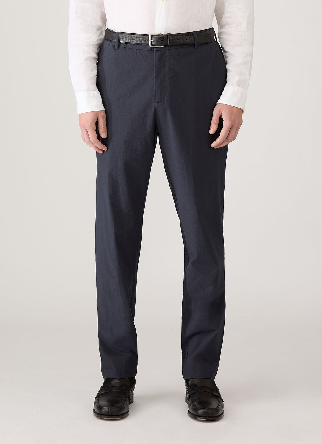 Men's Lightweight Cotton Poplin Trouser in Navy
