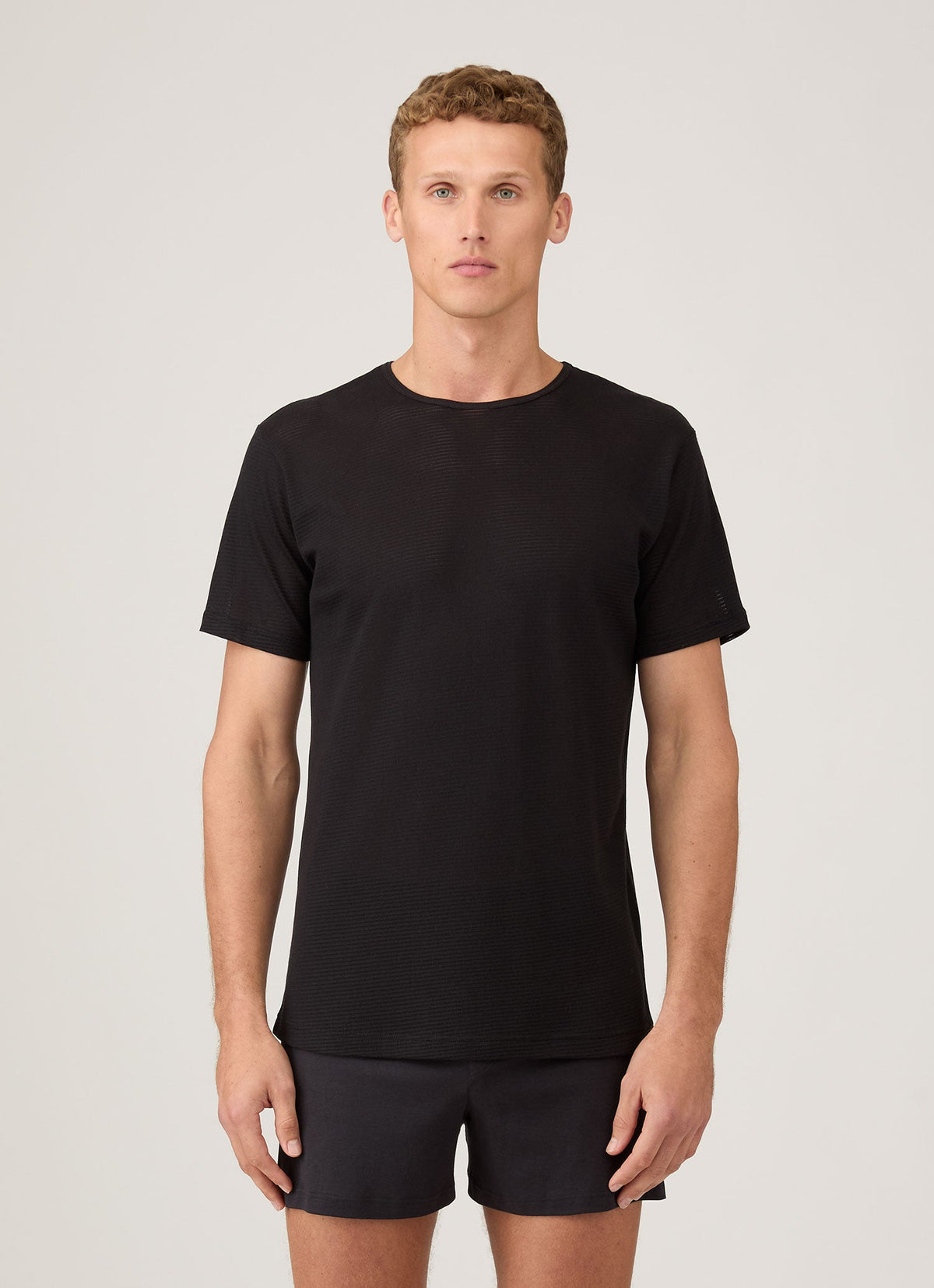 T-shirt noir en coton cellulaire pour homme